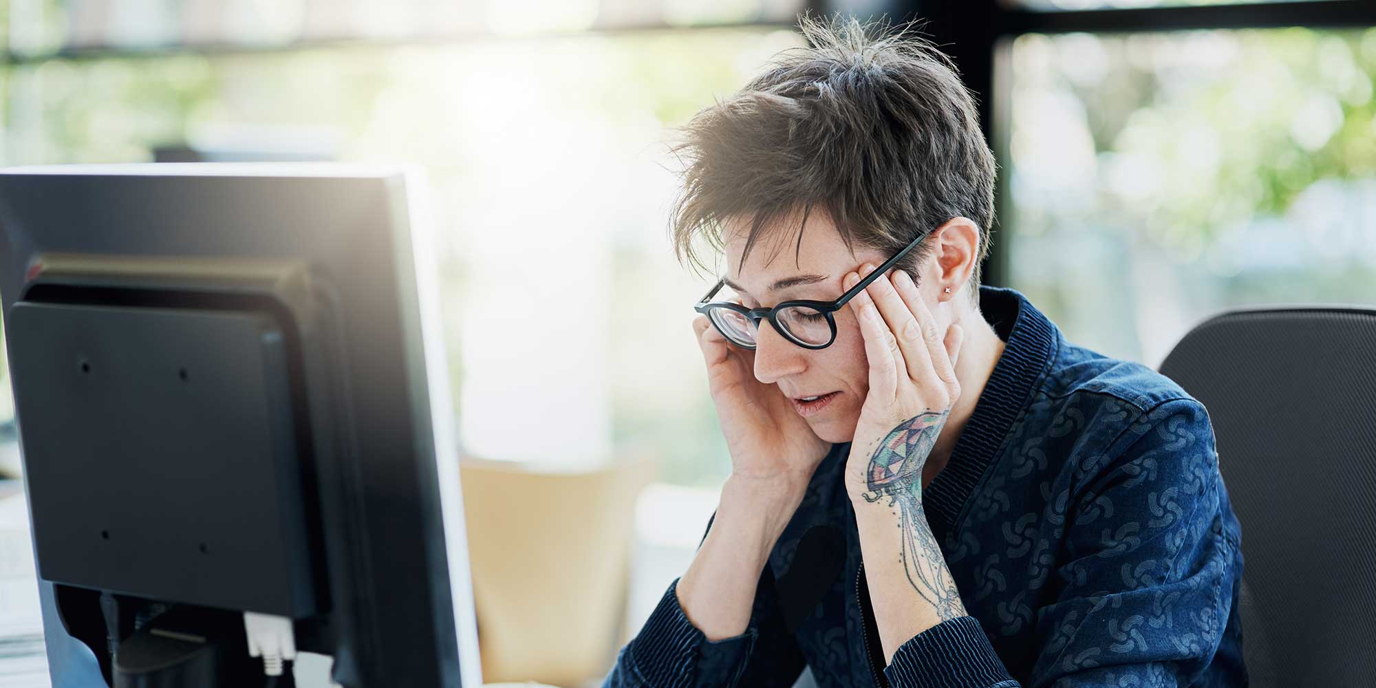 Laptop Reviews When Specs Lie and Systems Slowly Fail